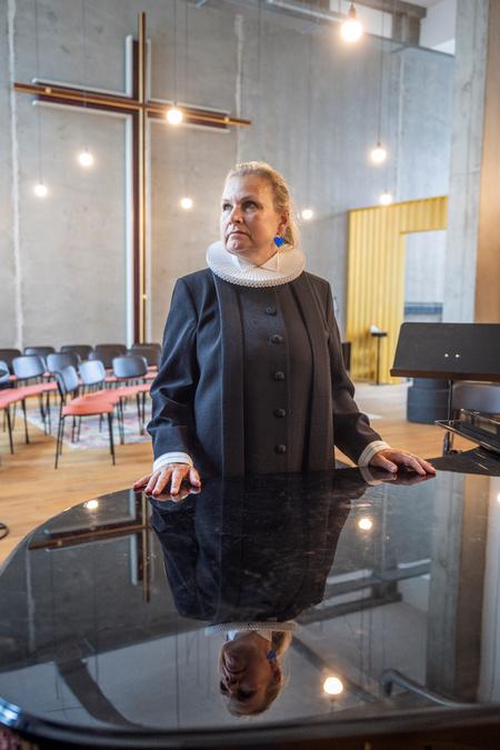 In 2027, Henning Larsen's architectural firm will deliver a wooden church near Royal Arena, the first new church in Copenhagen in 37 years. "We need to accommodate and reflect the diversity of the neighborhood," says parish priest Rikke Weissfeld. Foto: Nicolai West