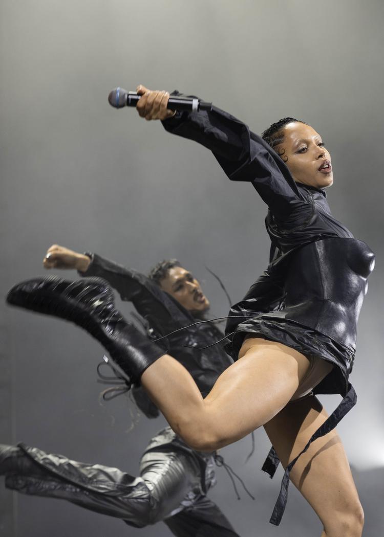 I hudfarvet tyl og læder blev Arena forvandlet til et tempel for frihed, dans og mørk kærlighed.
 Foto: Signe Lægsgaard