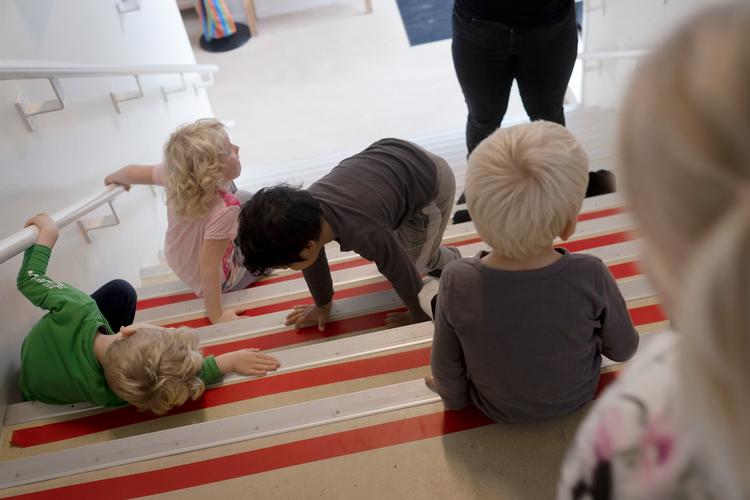 Amanda Bostrup Garner har skruet ned for arbejdstiden, så hun ikke behøver aflevere sine børn så mange timer i en presset daginstitution.   Arkivfoto: Mikkel Hørlyck