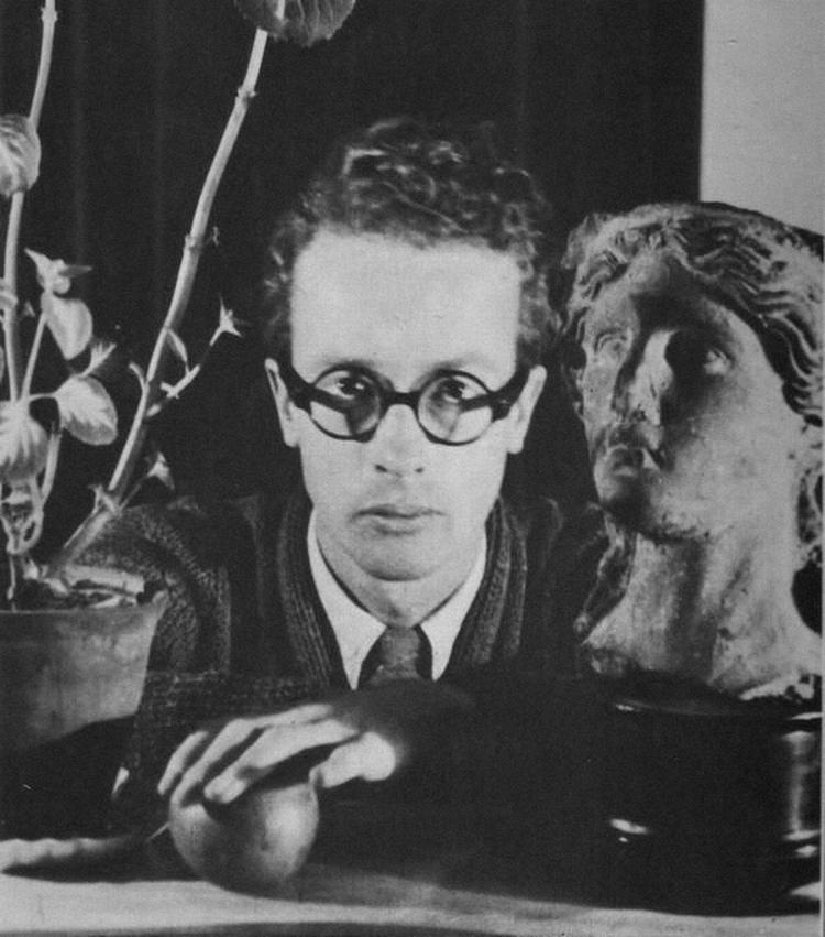 Denton Welchs selvbiografiske roman 'Jomfrurejse' er fra 1943, men det kan man ikke mærke. Værkets homoerotiske scener er mesterlige og alt andet end jomfrunalske. Foto: Forlaget Sidste Århundrede