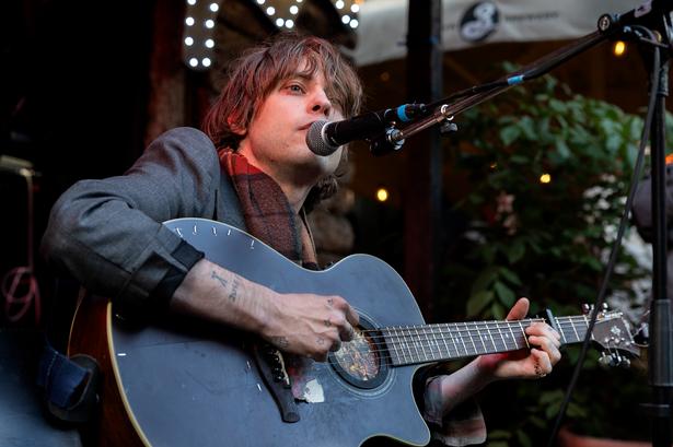 Elias Rønnefelt har blandt andet arrangeret støttekoncerter til fordel for palæstinenserne i Gaza ved siden af sine øvrige aktiviteter som musiker. Her til Ibyenprisen  Foto: Finn Frandsen