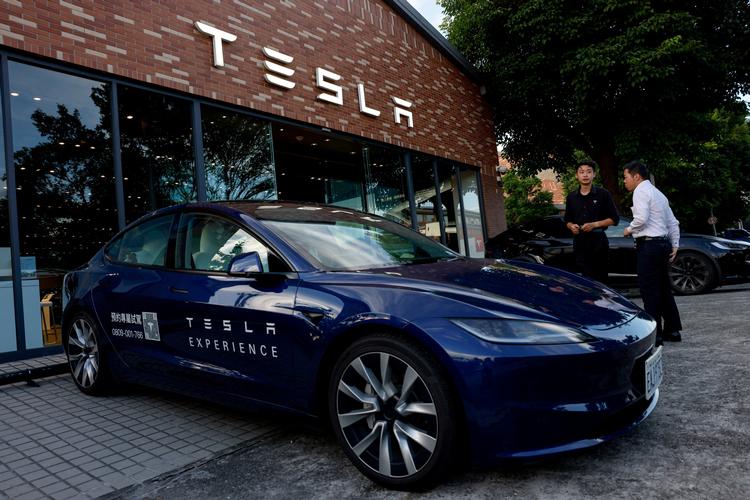 Milliardbøden kommer i en tid, hvor Elon Musk forsøger at overbevise amerikanerne om, at Teslas biler er sikre nok til at køre uden chauffør. Foto: Ann Wang/Ritzau Scanpix