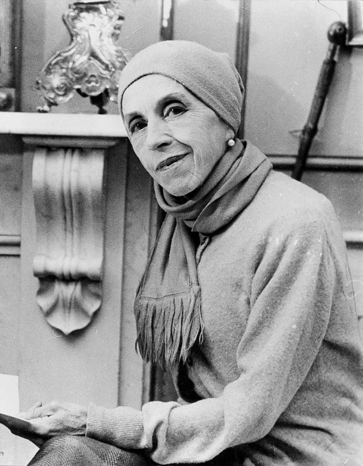Karen Blixen i sit hjem på Rungstedlund.  Foto: Lars Hansen