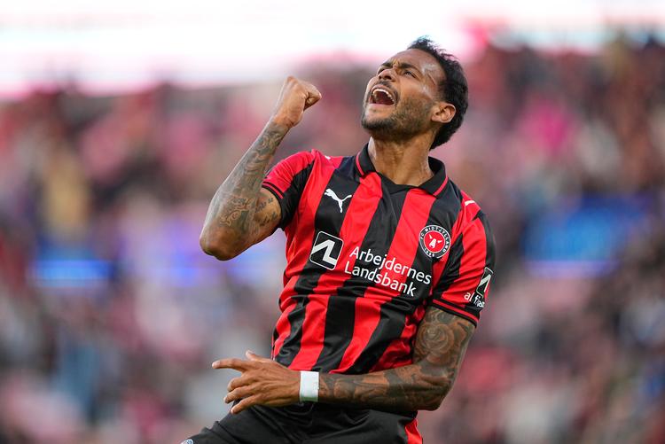 Junior Brumado kom ind fra bænken og satte tingene på plads med to mål. Foto: Bo Amstrup/Ritzau Scanpix