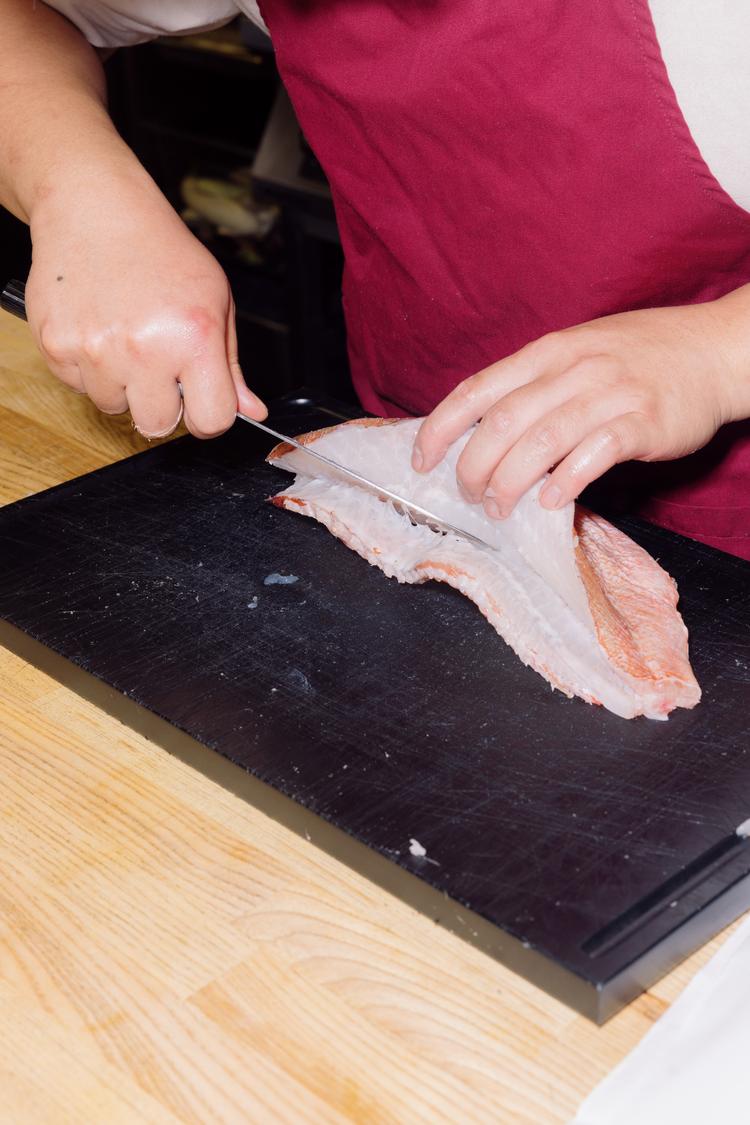 Bar Piatto er italiensk med et touch af Japan - nok fordi køkkenchefen Hans Kjellsson har en fortid på både Jah Izakaya og Sushi Anaba i København.   Foto: Loui Pedersen