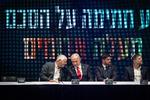 Israels ministerpræsident, Benjamin Netanyahu, skrev torsdag under på en plan om nye omstridte bosættelser på Vestbredden på et pressemøde, hvor han også erklærede, at »der bliver ingen palæstinensisk stat«. Foto: Miriam Dalsgaard