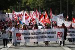 Fagforeninger i landet har varslet massedemonstrationer, og den offentlige transport vil nogle steder blive indstillet på grund af strejke. Foto: Stephane Mahe/Ritzau Scanpix