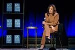 Onsdag i Town Hall i New York talte tidligere vicepræsident Kamala Harris ved første stop på sin turné for sin nye bog, '107 Days', der handler om hendes præsidentkampagne. Foto: Angelina Katsanis/Ritzau Scanpix
