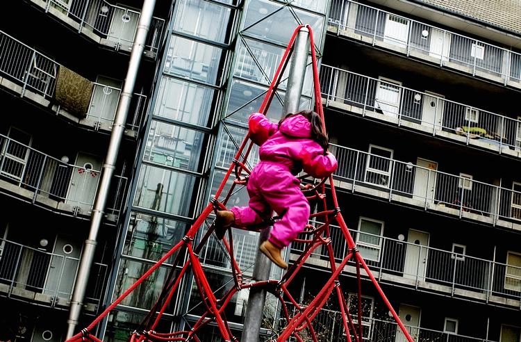 A new study shows kids in low-income families are struggling on many fronts. »It’s the pile-up of challenges that really weighs on them,« says Heidi Sørensen, head of the Egmont Foundation’s secretariat, which funded the study (file photo). Foto: Camilla Stephan