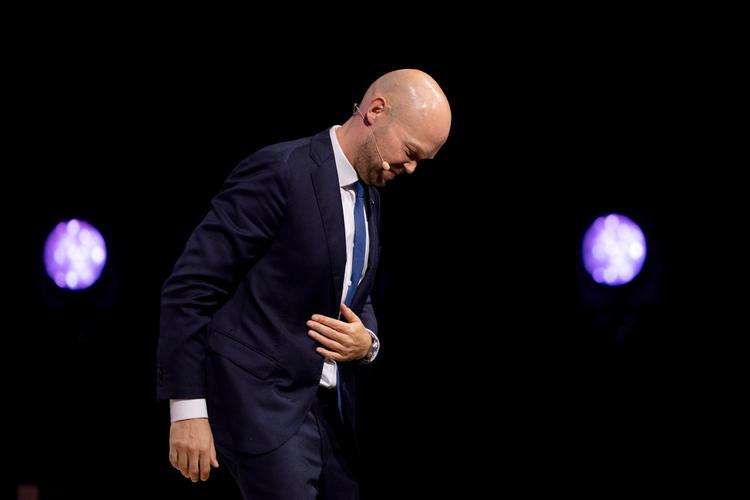 Ørsteds topchef, Rasmus Errboe, siger, at organisationen skal tilpasses, men vil ikke nærmere ind på hvordan., og hvor mange stillinger, der skal nedlægges. Foto: Bo Amstrup/Ritzau Scanpix