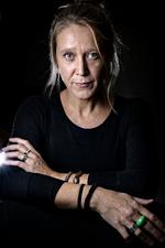 Når vi ikke tør vise, hvem vi er, mister vi forbindelsen – både til andre og til os selv, skriver Anne Mette Lehmann. Foto: Martin Lehmann