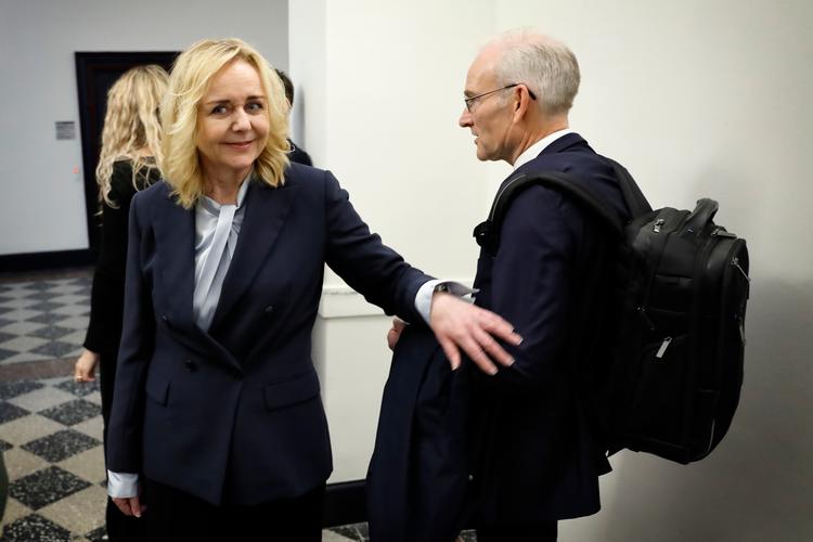 Den konservative finansordfører, Per Larsen, var med ved sidste uges præsentation af finanslovsaftalen for 2026. Her med partiformanden Mona Juul. Foto: Jens Dresling