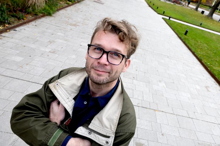     Simon Grøntved er statistiker og den mand i Danmark, der ved mest om, hvor mange der har diagnosen adhd.    Foto: Finn Frandsen