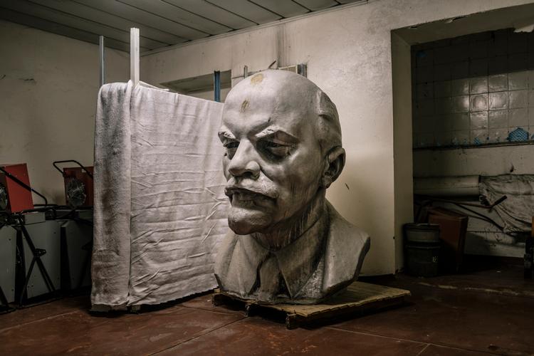 Lenin indså, at man kan bruge en avantgarde til at gribe magten og nedbryde det gamle regimes strukturer. Det er det, Maga forsøger at gøre ved hjælp af traditionelle leninistiske metoder, hævder David Brooks.   Foto: © Niels Ackermann / Lundi13/Lundi13