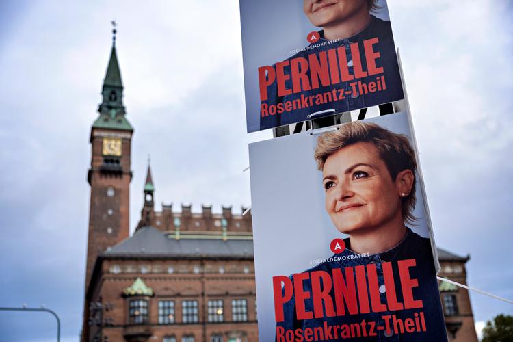 Flere socialdemokratiske politikere har på det seneste langet ud efter SF's Sisse Marie Welling og hendes forvaltnings håndtering af en række plejehjemsskandaler. Foto: Martin Lehmann