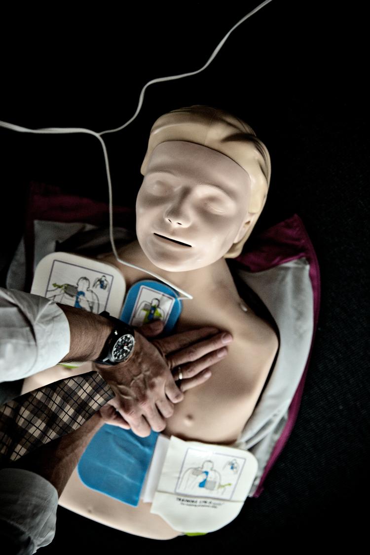 Cirka 5.000 danskere rammes årligt af hjertestop uden for hospital. 
 Foto: Joachim Adrian