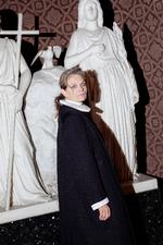 58-årige Sørine Gotfredsen har siden 2009 været præst i Jesuskirken i Valby, hvor hun også bor. Inden hun blev præst, arbejdede hun som journalist på blandt andet Det Fri Aktuelt og Ekstra Bladet.  Foto: Loui Pedersen