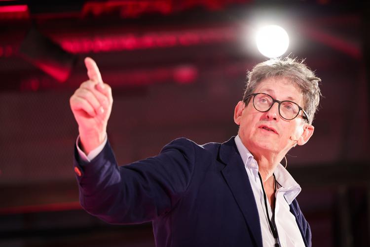 At fejl og mangler indimellem slipper igennem, ved enhver redaktør med kilometer i benene. The Guardians tidligere chefredaktør Alan Rusbridger kalder det verdens dårligst bevarede hemmelighed.  Foto: Christian Charisius/Ritzau Scanpix