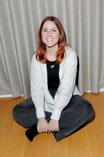 Amalie Klæstrup fortæller, at hendes nye ægteskab er født med kamera på. Og hun deler stadig ud af forholdet med Otto på Instagram efter realityprogrammet er slut. Foto: Loui Pedersen