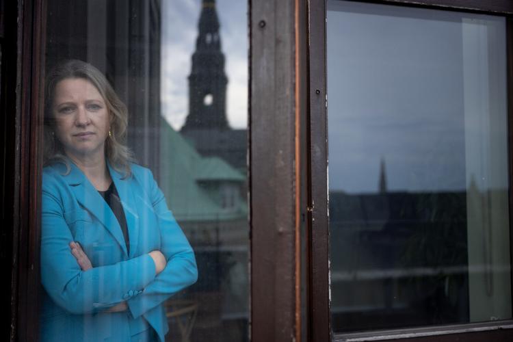 Socialminister Sophie Hæstorp Andersen (S) er på trapperne med et lovforslag om en pulje på 15 millioner kroner til udsatte borgere, der har vanskeligt ved at betale husleje. Foto: Mads Nissen