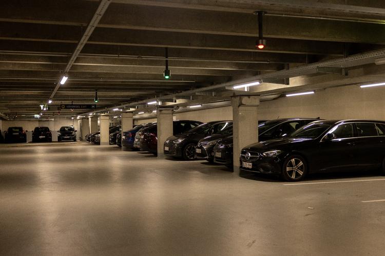 Parkeringsselskaber udnytter oplysninger i Motorregistret til at sende 'fakturaer' og 'efterbetalinger' i stedet for parkeringsafgifter. Arkivfoto: Vikki Søholm