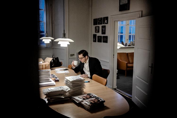 Sidste år fik 4.000 borgere statsborgerskab. Med LA's forslag skulle de alle have været screenet for »antidemokratisk adfærd«, mener Alex Vanopslagh. Foto: Martin Lehmann