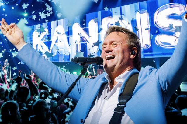 Johnny Hansen er født til at performe.  