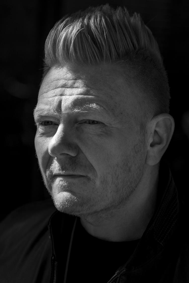 Børn og unge skal have bedre hjælp inden psykiatrien, siger centerchef Hallur Thorsteinsson. Foto: Christian Falck Wolff