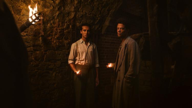 Jacob Anderson som Louis de Point du Lac og Assad Zaman som Armand i 'Interview with the Vampire' sæson 2. Et par melankolikere for Herren. Foto: Larry Horricks/amc