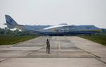 Det var et fly af denne type, der styrtede ned. Antonov AN-22 er verdens største fragtfly. Arkivfoto:  Valentyn Ogirenko