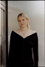 ’En hverdag er det eneste, der kan holde et hus ved lige’ om en far, der forsvinder ind i Alzheimers sygdom, er Inger Christine Løwes anden roman.  Foto: Amanda Bødker