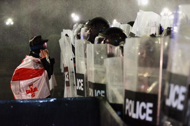 Ved lokalvalgene i oktober 2025 vandt Georgiens Drøm overlegent. Men alle oppositionspartier valgte også at boykotte valget i protest mod, hvad de mente var svindel ved parlamentsvalget i 2024 og den siddende regerings autokratiske regeringsførelse. Foto: Zurab Tsertsvadze/Ritzau Scanpix