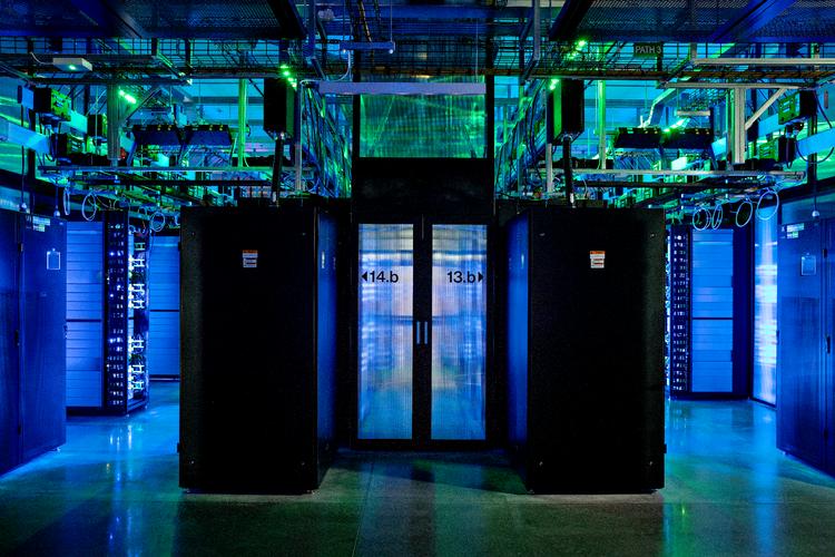 Billedet viser Facebooks  datacenter i Odense. Arkivfoto Jacob Ehrbahn