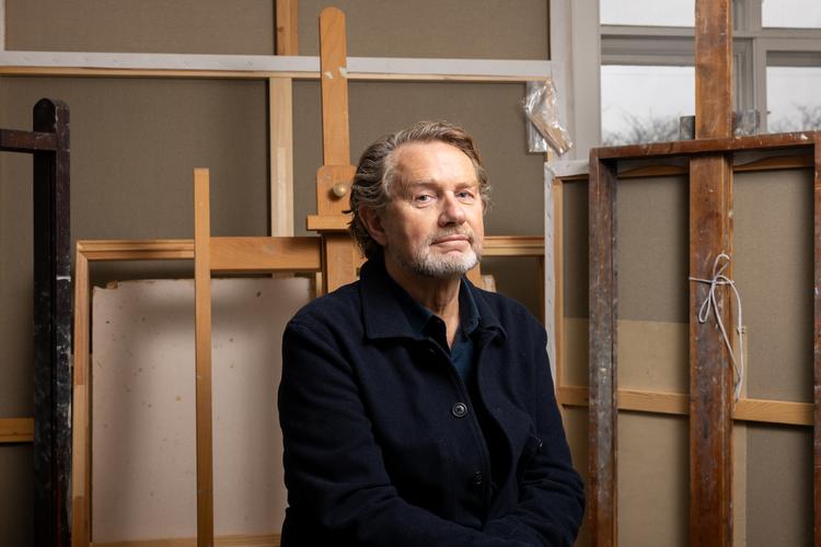 »Det er  jo røvsygt at have fødselsdag fem dage før jul«, siger Peter Ravn, der venter med at fejre sig selv til foråret, hvor han til gengæld holder en stor fest.  Foto: Vikki Søholm