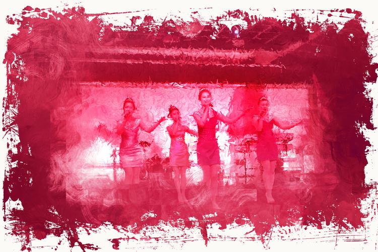 Fotocollage: Tomas Østergren. Foto: Texturelabs/Ng Han Guan/Ritzau Scanpix