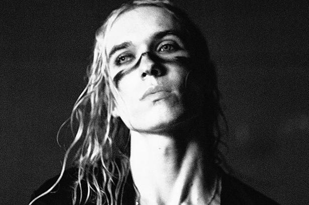 2Hollis. Pr-foto Interscope