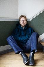 Islandske ​Hlynur Pálmason, der flere gange tidligere har vundet priser for sine film, er klar med en ny, som anmelderne også er vilde med. Denne gang handler det om skilsmisse. Men ikke på Bergman- eller Woody Allen-måderne.  Foto: Thomas Borberg