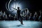 Med 'The Art of the Fugue' har Alexei Ratmansky og et stærkt, dedikeret hold dansere skabt en nyklassiker til  Den Kgl. Ballet. Foto: Camilla Winther
