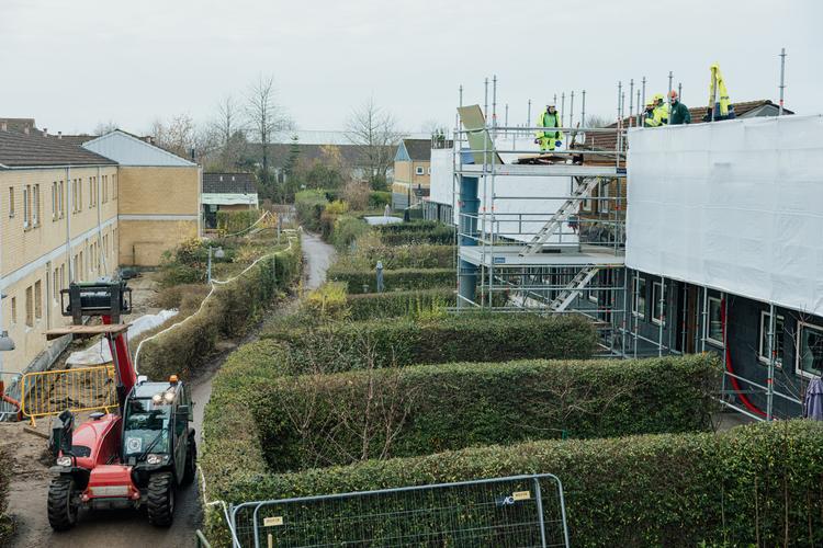 Håndværkere kommer tidligt ud i arbejdslivet, og får ifølge 3F-formand Henning Overgaard ikke megen glæde af de økonomiske ordninger, der skal få lønmodtagerne til at forlænge arbejdslivet op i årene.  Foto: Peter Maunsbach