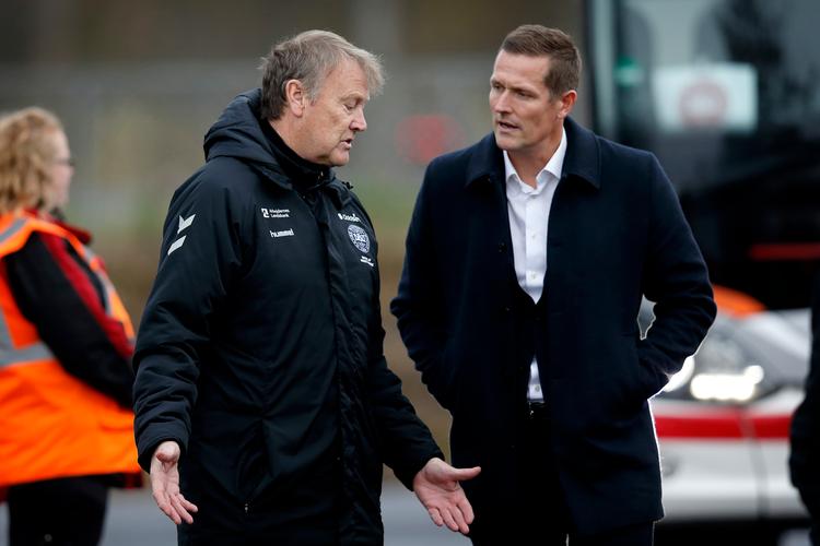 Åge Hareide sammen med DBU's fodbolddirektør, Peter Møller. Foto: Jens Dresling