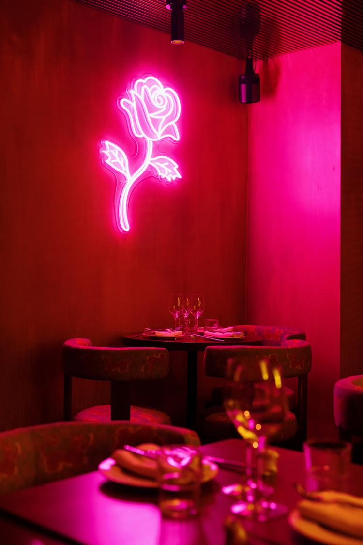 Anmelderen håber, at køkkenet bliver skarpere, for netop denne del af Istedgade kan bære en aparte, festfyldt dame som Latin Geisha. Foto: Loui Pedersen