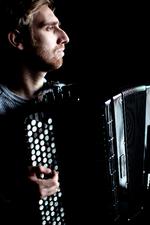 Bjarke Mogensen var blot 13 år, da han begyndte sin internationale musikkarriere. Foto: Miriam Dalsgaard