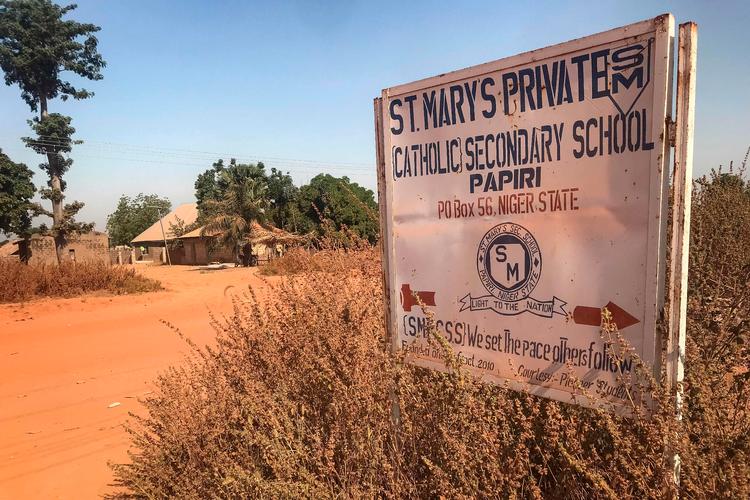 I november blev 303 børn og 12 lærere bortført af bevæbnede mænd fra den katolske kostskole St. Mary’s i delstaten Niger i det centrale Nigeria. Foto: Ifeanyi Immanuel Bakwenye/Ritzau Scanpix