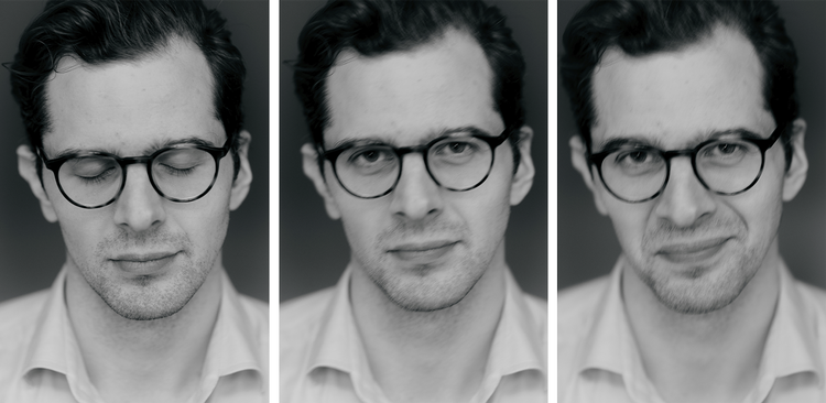 Alex Vanopslaghs børn bliver – ligesom han selv gjorde som barn – opdraget med faste rammer og forventninger om, at de skal gøre sig umage i tilværelsen.  