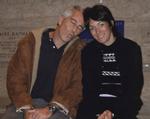Jeffrey Epstein ses her sammen med Ghislaine Maxwell, der er idømt 20 års fængsel for at hjælpe Epstein. Foto: U.s. Justice Department/Ritzau Scanpix