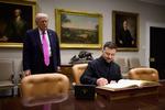 Ukraines præsident Volodymyr Zelenskyj mødte USA's præsident Donald Trump i Det Hvide Hus 17. oktober 2025.  Foto: Presidential Office of Ukraine/Ritzau Scanpix