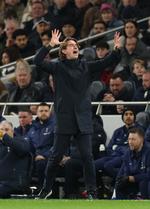  Thomas Frank er under pres i Tottenham efter en længere periode med svingende resultater. Selv om danskeren blev ansat til at skabe ro og stabilitet, er det ingen let opgave i en storklub, der i årevis har været plaget af kaos og splittelse mellem ledelse og fans. Foto: John Sibley/Ritzau Scanpix