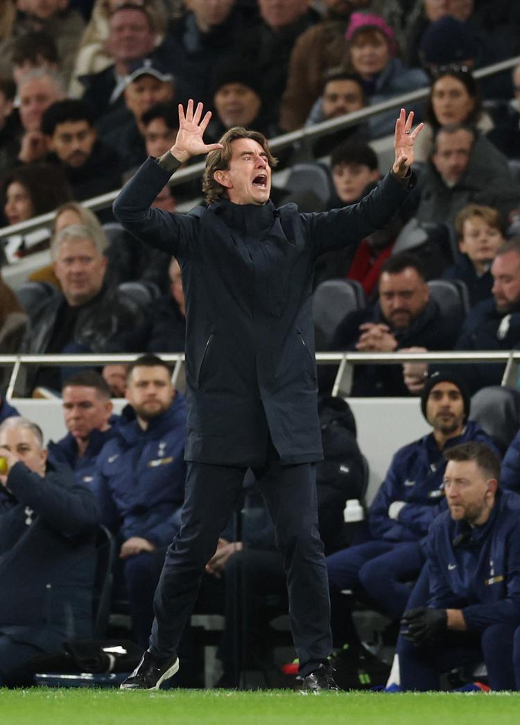  Thomas Frank er under pres i Tottenham efter en længere periode med svingende resultater. Selv om danskeren blev ansat til at skabe ro og stabilitet, er det ingen let opgave i en storklub, der i årevis har været plaget af kaos og splittelse mellem ledelse og fans. Foto: John Sibley/Ritzau Scanpix