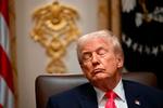 Trump ser ved flere lejligheder ud til at være faldet i søvn, men det afviser præsidenten.  Han lukker blot øjnene, fordi det er afslappende., siger han. Foto: Andrew Caballero-reynolds/Ritzau Scanpix