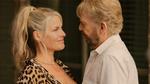 Ali Larter og Billy Bob Thornton er forrygende gode sammen som mand og kone, der lever som hund og kat. Foto: SkyShowtime